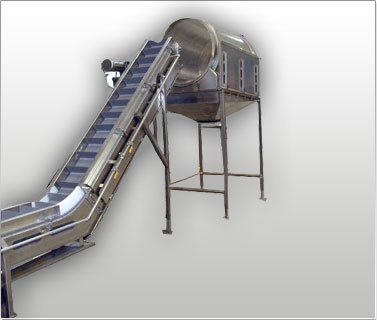 Seasoning Tumbler with Incline Conveyor