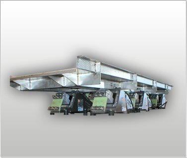 Horizontal Motion & Vibratory Feed Conveyor